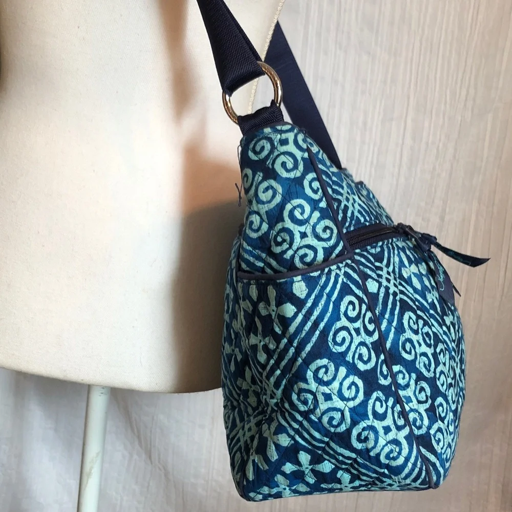 VERA BRADLEY Cuban Tiles large crossbody bag tote purse w/ adjustable strap